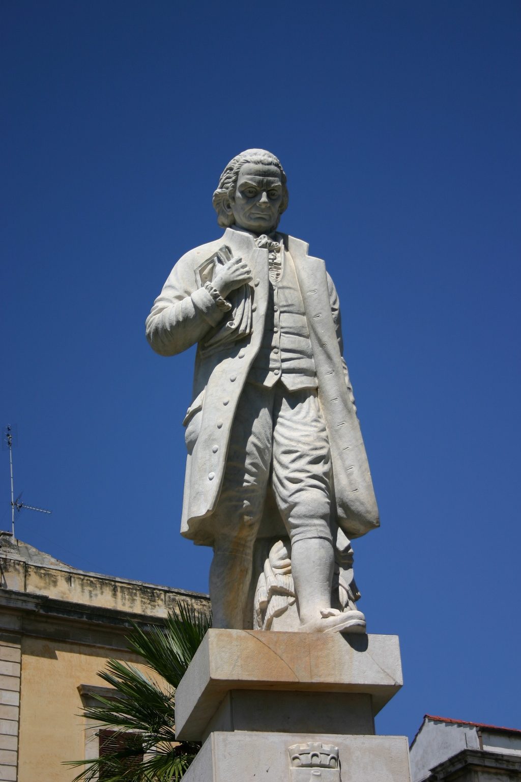 Domenico%20Cotugno%27s%20monument%2C%20Ruvo%20di%20Puglia%2C%20Italy%20-%2002.JPG